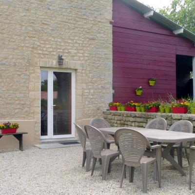 La terrasse, devant le pignon Ouest